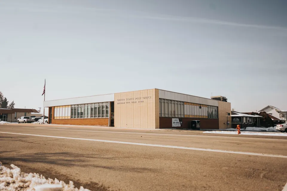 Article image for Why a Hibbing Move Usually Becomes a Multi-Town Search